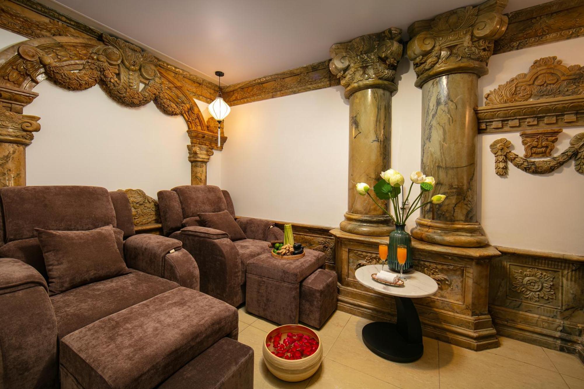 Media Central Hotel & Spa Ханой Экстерьер фото